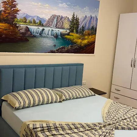 Cozy With Terrace Apartman Durrës