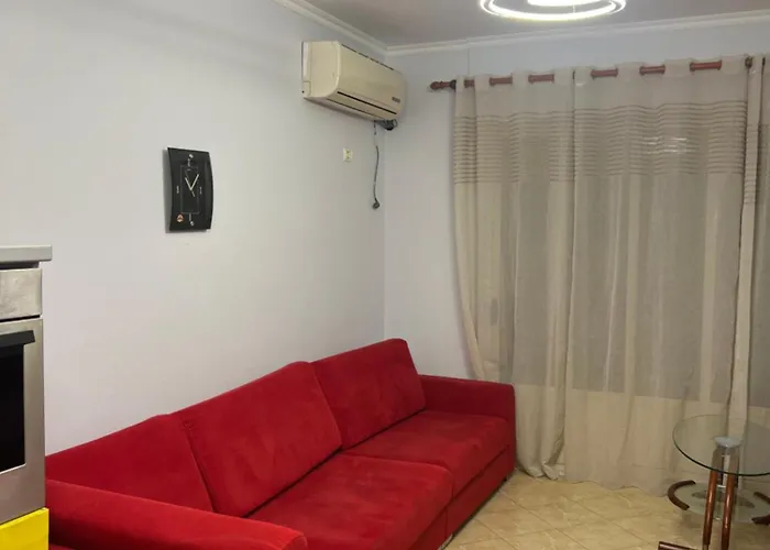 Cozy With Terrace Durrës